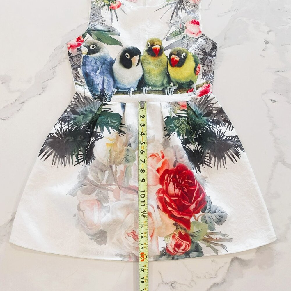 The Birds Dress, Lightweight, Zip Back, Short, Sleeveless, Round Neck, Size L/XL - Picture 7 of 8